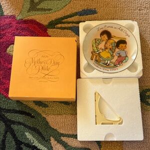 Avon Collectible Plate with Children Design